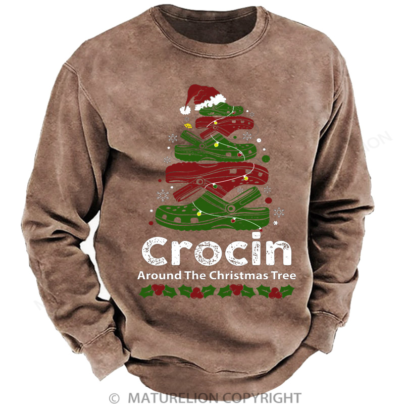 Maturelion Men's Sweatshirt Crocin around the Christmas tree DTG Washed Sweatshirt