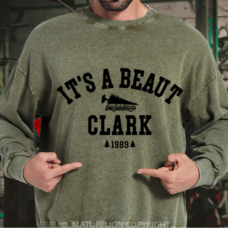 Maturelion Christmas Sweatshirt It's a Beaut Clark DTG Washed Sweatshirt