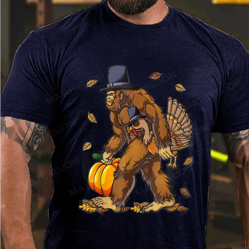 Maturelion Men's T-Shirt Bigfoot Turkey Pumpkin Thanksgiving Cotton T-Shirt