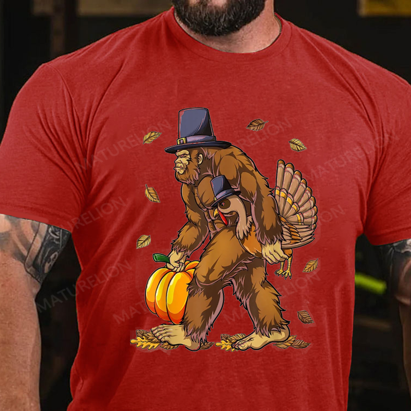 Maturelion Men's T-Shirt Bigfoot Turkey Pumpkin Thanksgiving Cotton T-Shirt