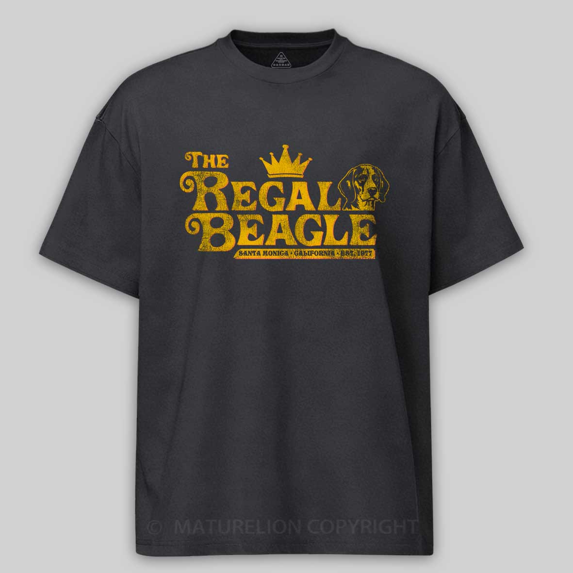 Maturelion Regal Beagle Lounge 1977 Worn Cotton T-shirt