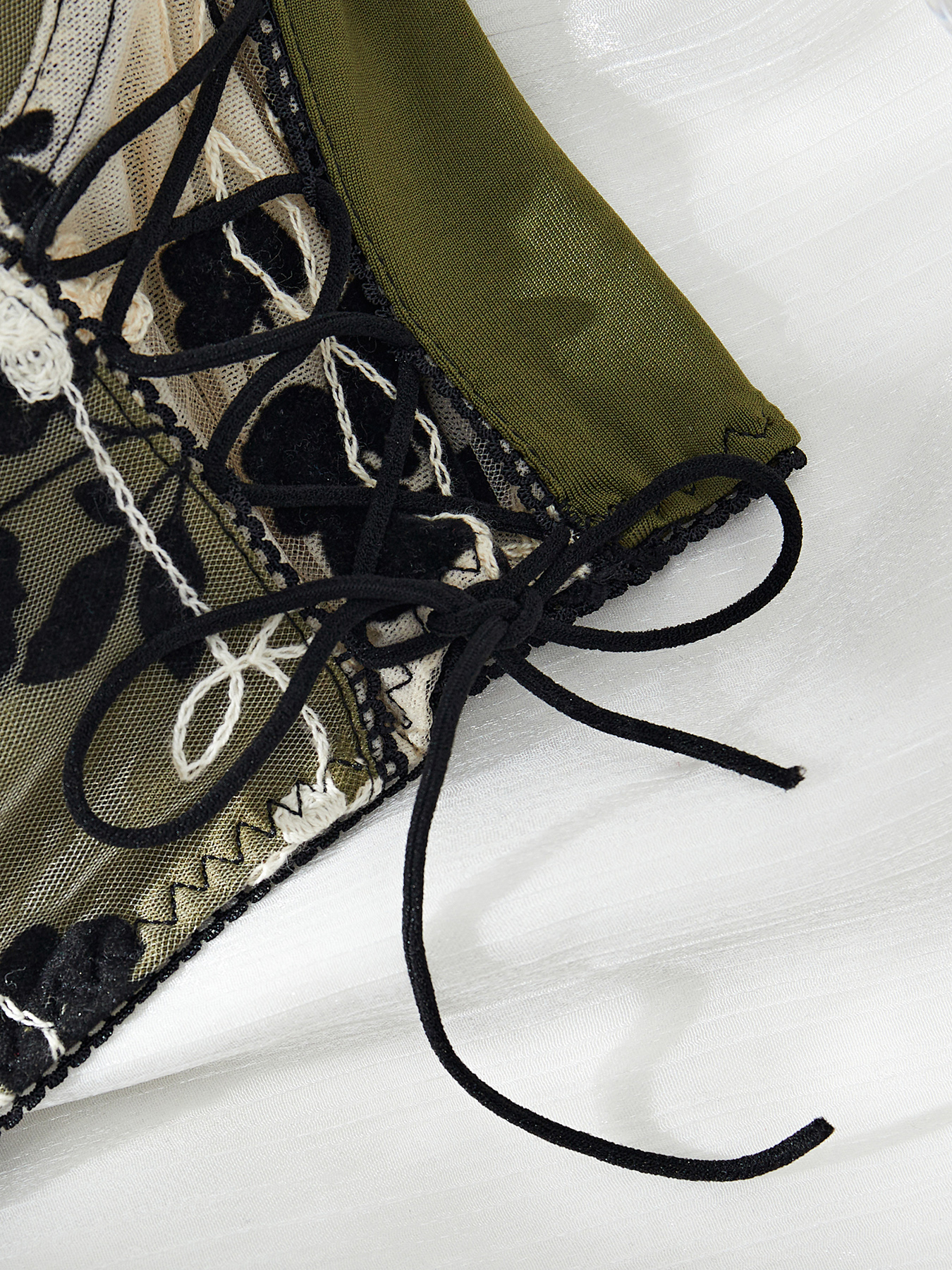 [Copy][Copy][Copy][Copy]Embroidered vest #3