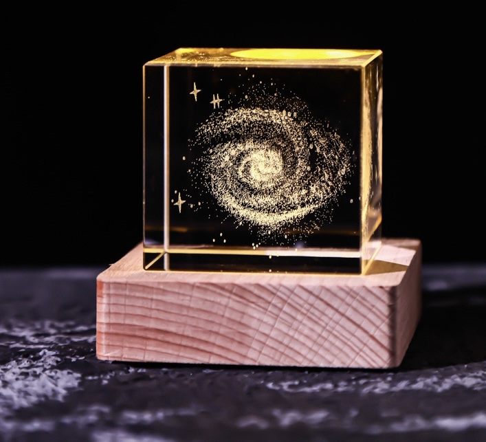 🔮White crystal engraved galaxy creative gift ornaments✨