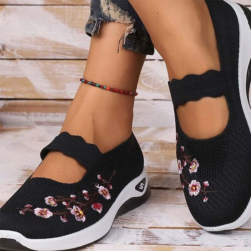 Casual Stretch Embroidery Hollow Women's Flyknit Shoes-POIULTD