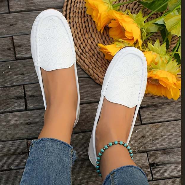 Casual Soft Sole Embroidered Women's Flat Shoes-POIULTD