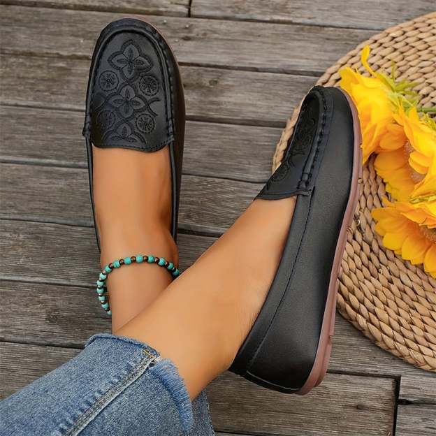 Casual Soft Sole Embroidered Women's Flat Shoes-POIULTD