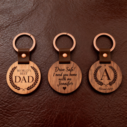 3-Piece Custom Round Walnut Wood Keychain Set – Engrave Love Messages for Dad, Family & Friends