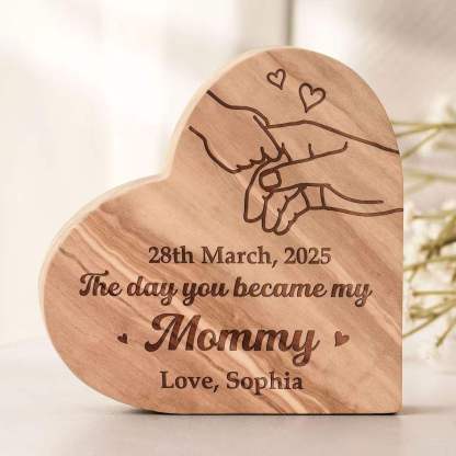 Personalized wooden heart-shaped ornaments for birthdays and anniversaries, perfect for Mother's Day desktop decorations - Gift for mom.-TailorAura