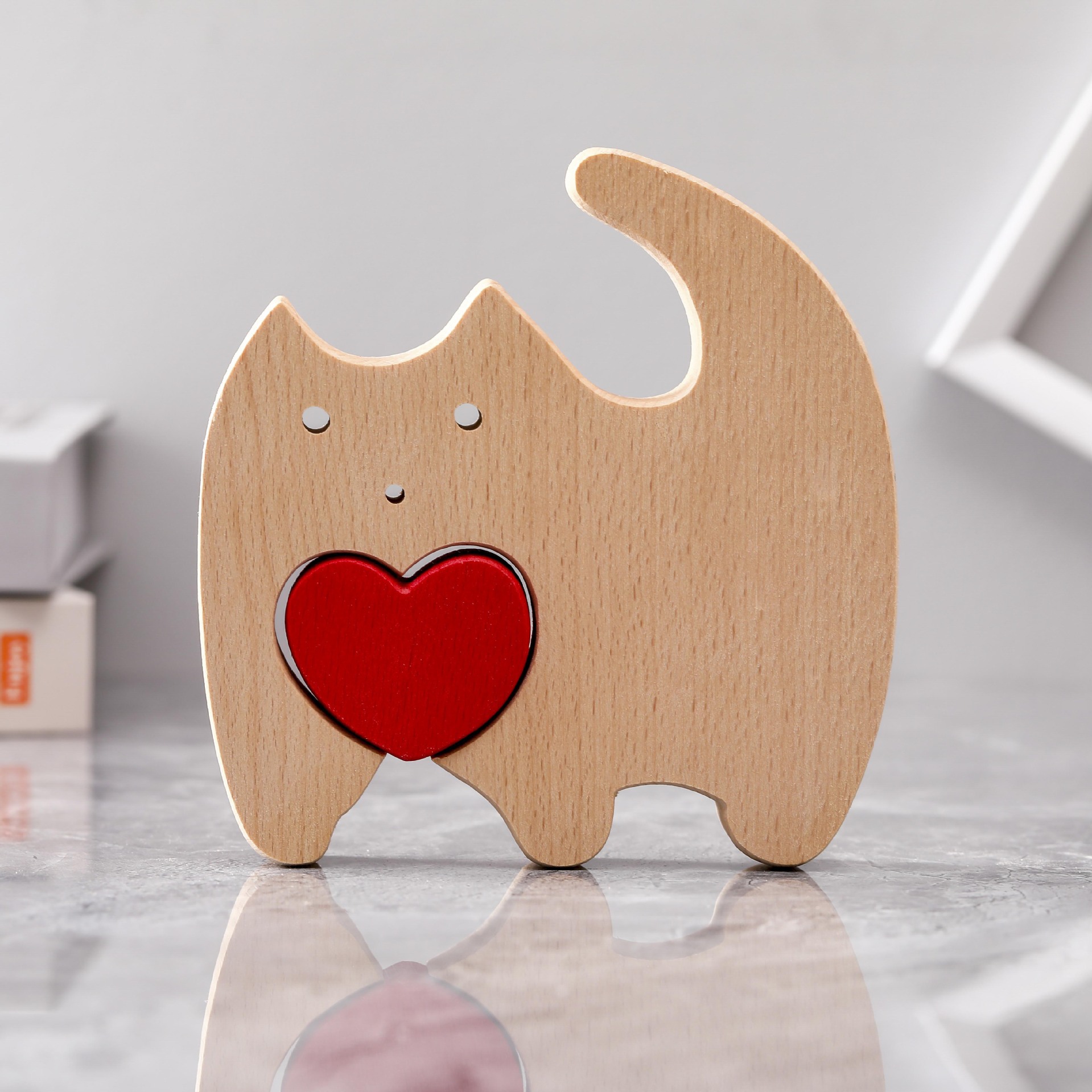 Personalized ornaments wooden mom and baby statue, creative wooden desktop ornament, carved decoration, family keepsake - Birthday gift for family members-TailorAura