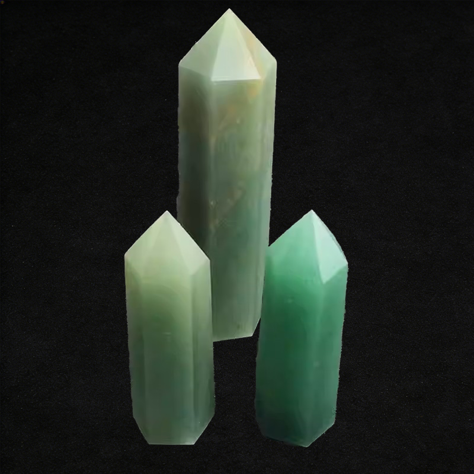Natural Green Aventurine Crystal Tower - Hexagonal Single-Point Crystal Polished Stone for Rekki and Medetation｜ Gemstone Spiritual Healing Stone Meaning