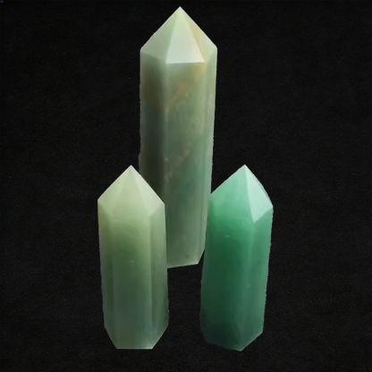 Natural Green Aventurine Crystal Tower - Hexagonal Single-Point Crystal Polished Stone for Rekki and Medetation｜ Gemstone Spiritual Healing Stone Meaning
