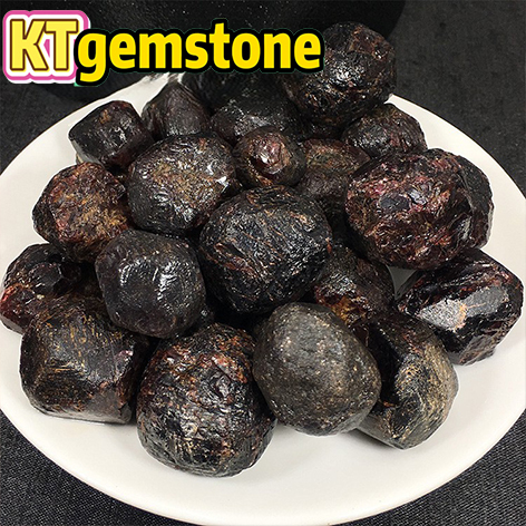 Natural Large Garnet Gemstone Round-Shape Rough Stone Raw Stone –  Mineral Specimen | Crystal Spiritual Healing Stone Meaning