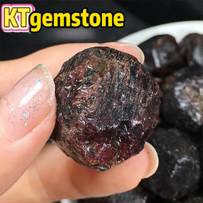 Natural Large Garnet Gemstone Round-Shape Rough Stone Raw Stone –  Mineral Specimen | Crystal Spiritual Healing Stone Meaning