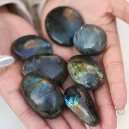 Labradorite Stone Free Shipping Gemstone Crystal Healing Palm Stone 4 to 5 Pcs in 1 Pack