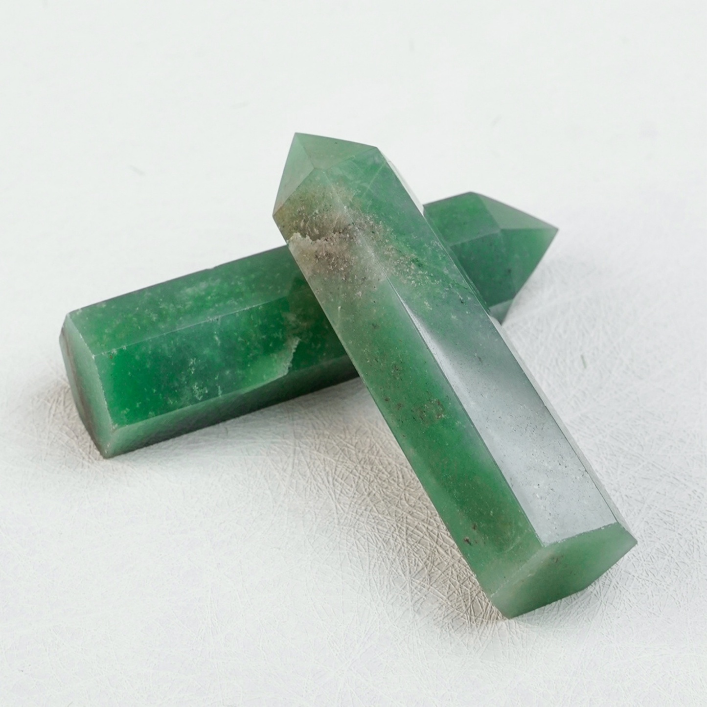 Green Aventurine Gemstone Point Tower – Six-Sided Raw Crystal Decor | Crystal Spiritual Healing Stone Meaning