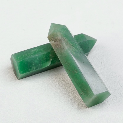 Green Aventurine Gemstone Point Tower – Six-Sided Raw Crystal Decor | Crystal Spiritual Healing Stone Meaning