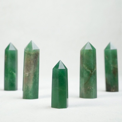 Green Aventurine Gemstone Point Tower – Six-Sided Raw Crystal Decor | Crystal Spiritual Healing Stone Meaning