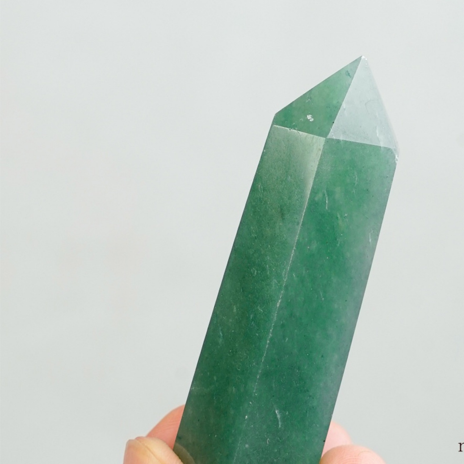 Green Aventurine Gemstone Point Tower – Six-Sided Raw Crystal Decor | Crystal Spiritual Healing Stone Meaning