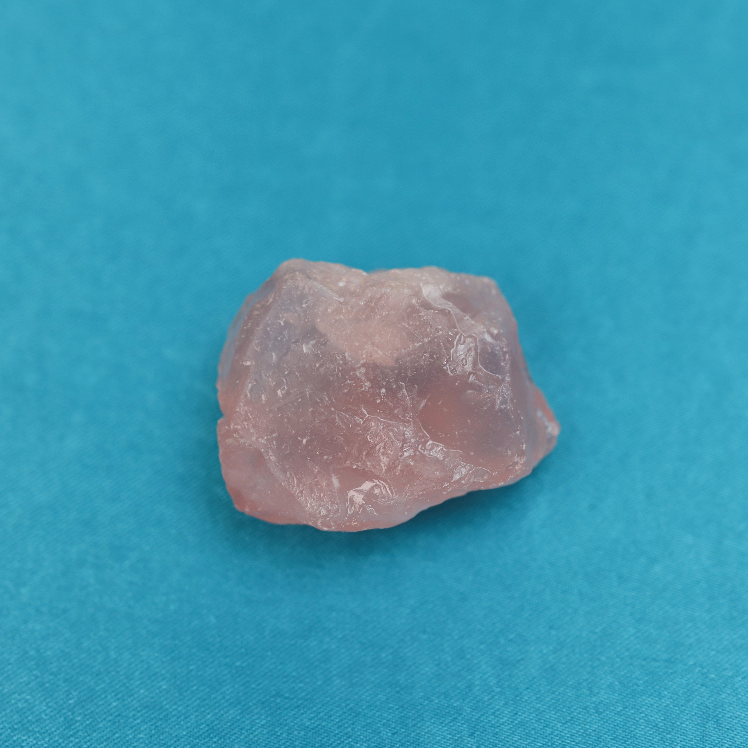 Genuine Rosequartz crystal raw stone colored gemstone retail and wholesale