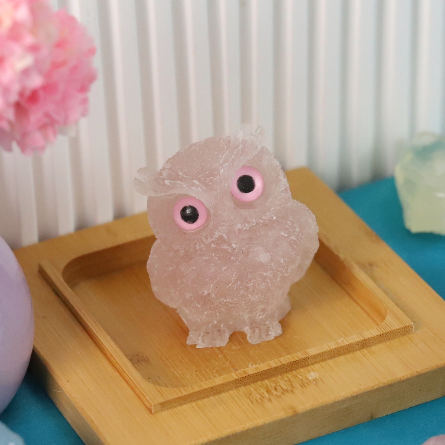 The cute Rose quartz  owl animal gemstone retail and wholesale