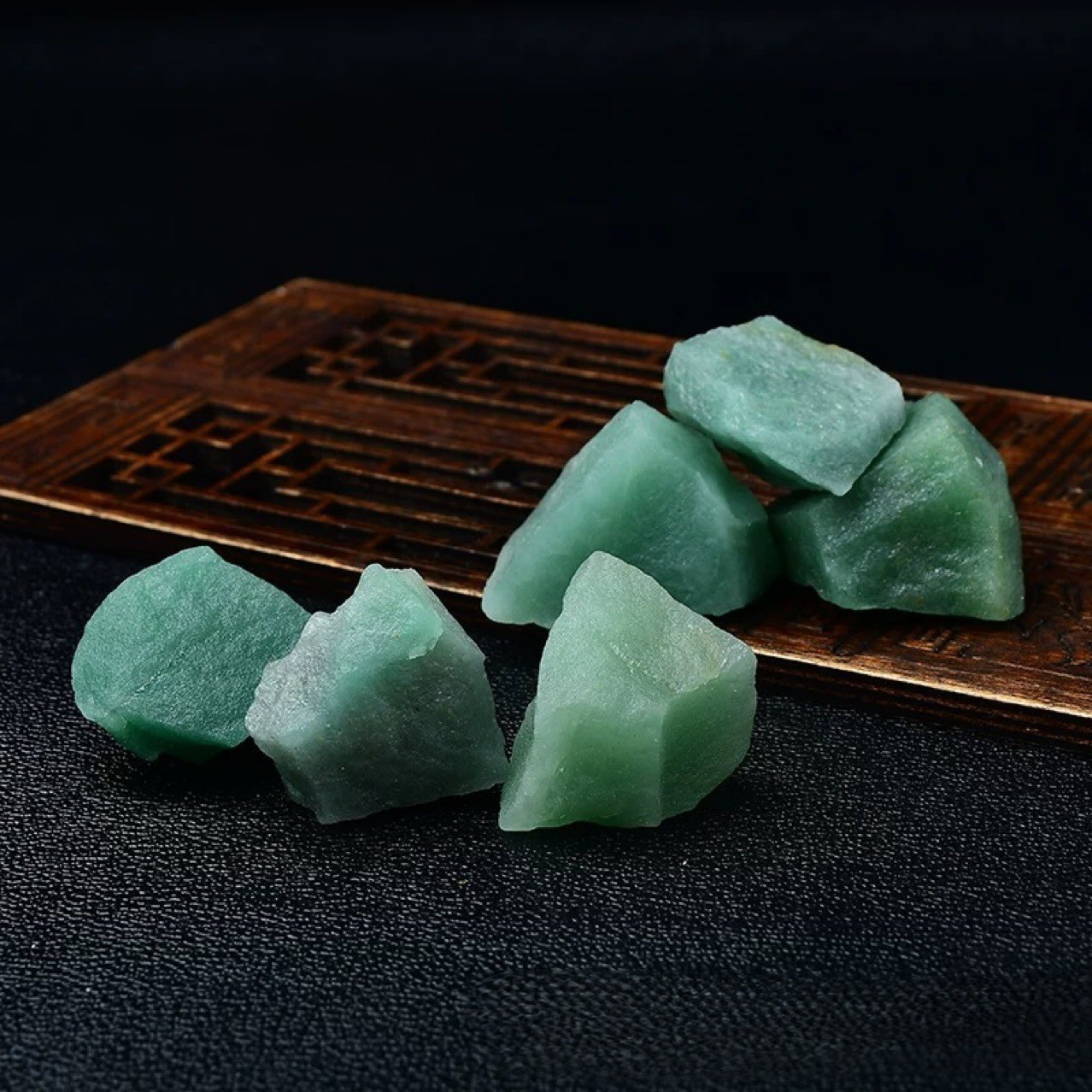 Natural Green Aventurine Crystal Chips | Raw Stone Aroma Diffuser Stones | Healing Decor for Home & Office