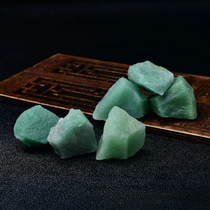 Natural Green Aventurine Crystal Chips | Raw Stone Aroma Diffuser Stones | Healing Decor for Home & Office