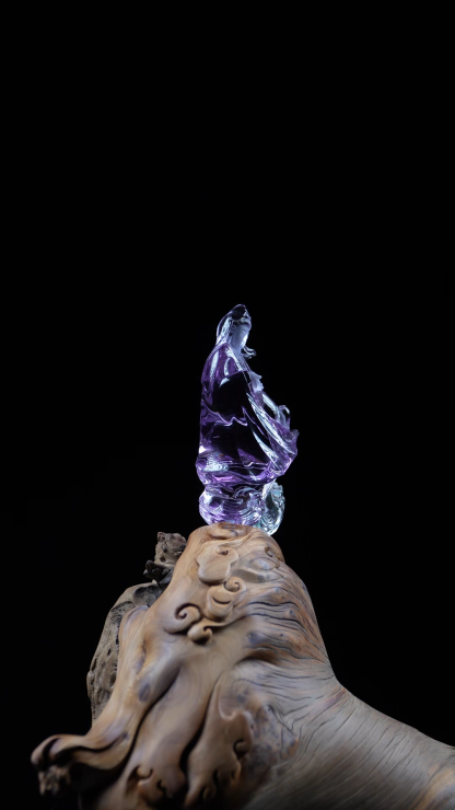 Amethyst Guanyin Stepping on the Waves