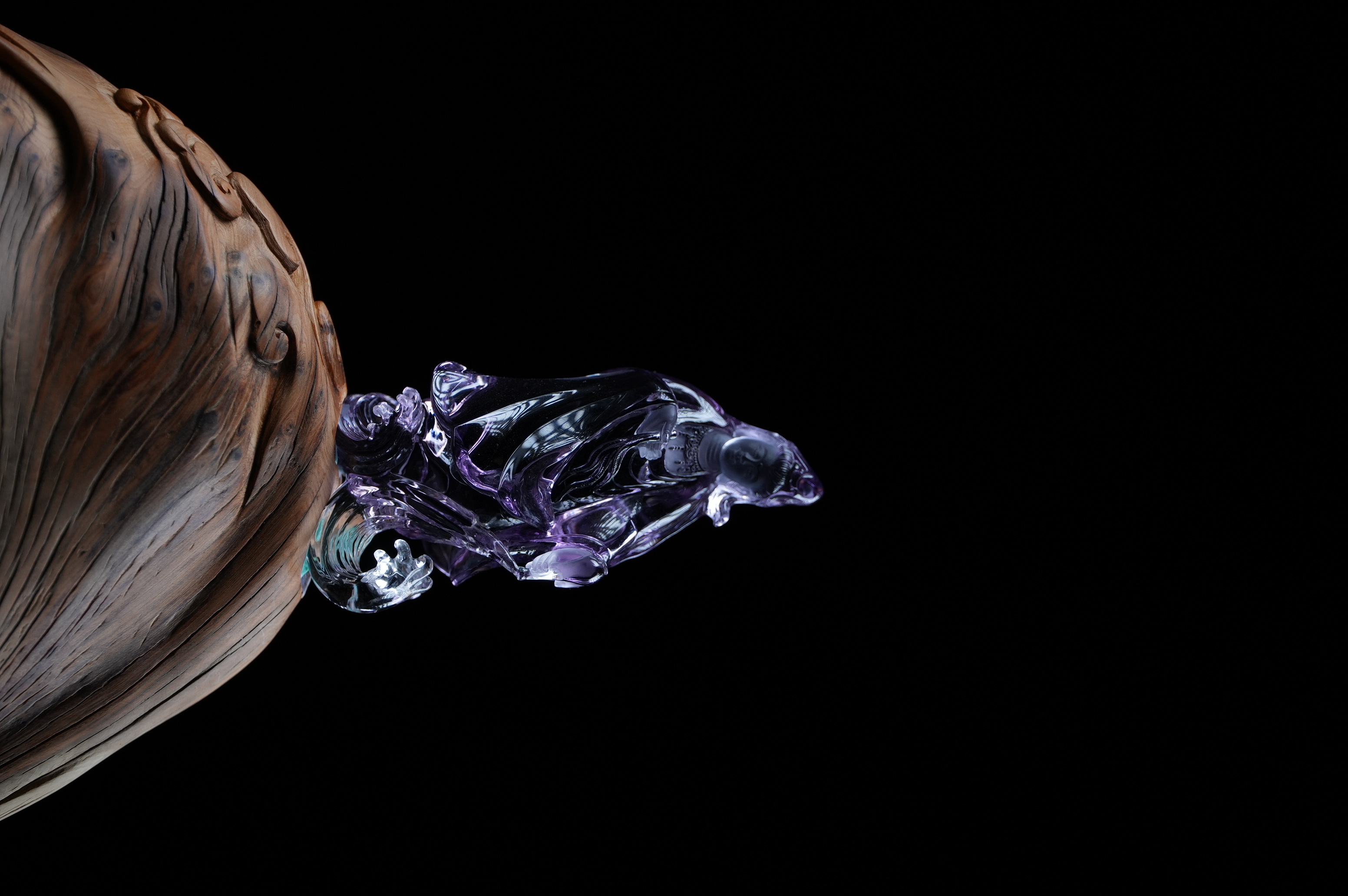 Amethyst Guanyin Stepping on the Waves