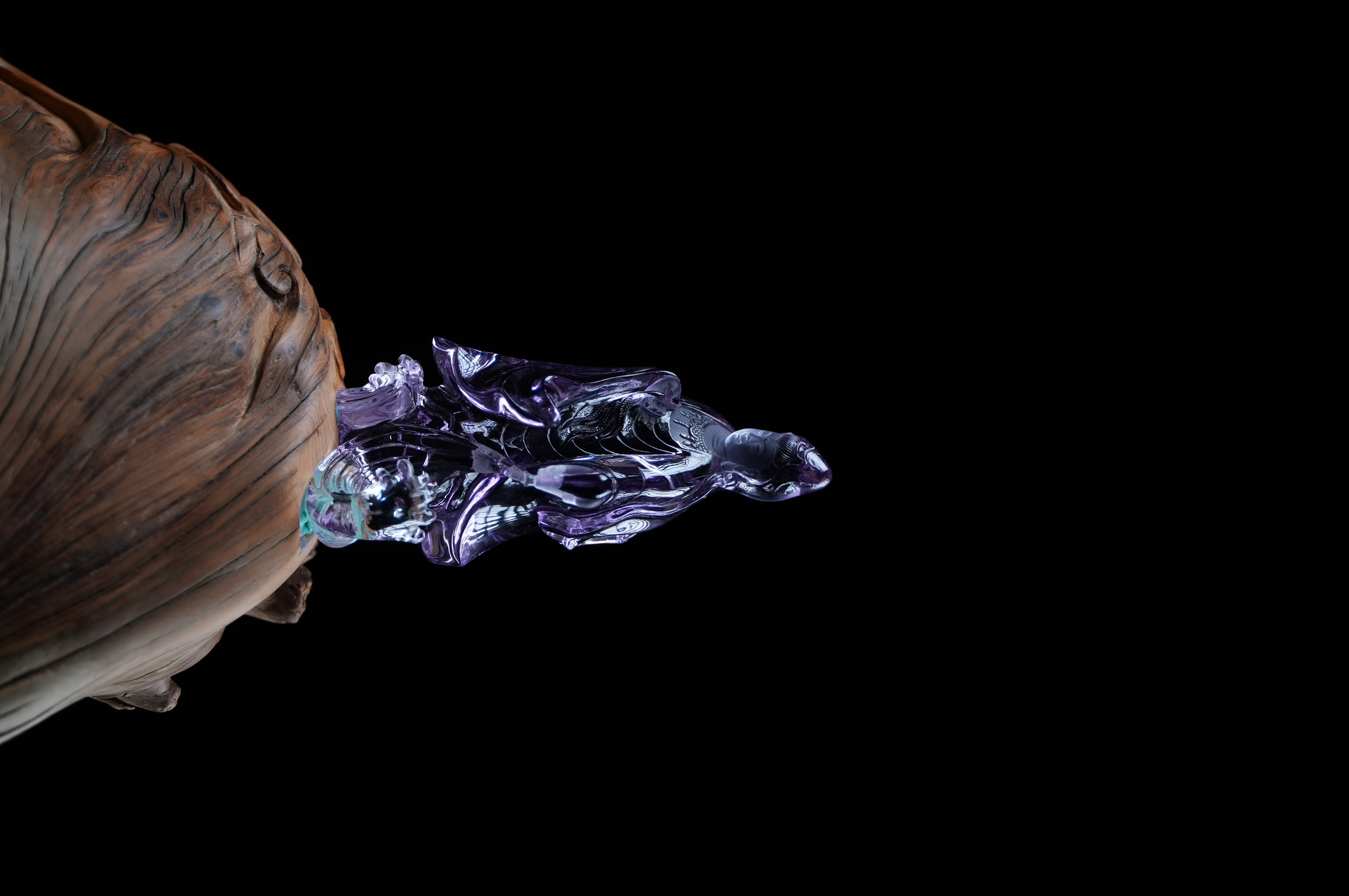 Amethyst Guanyin Stepping on the Waves