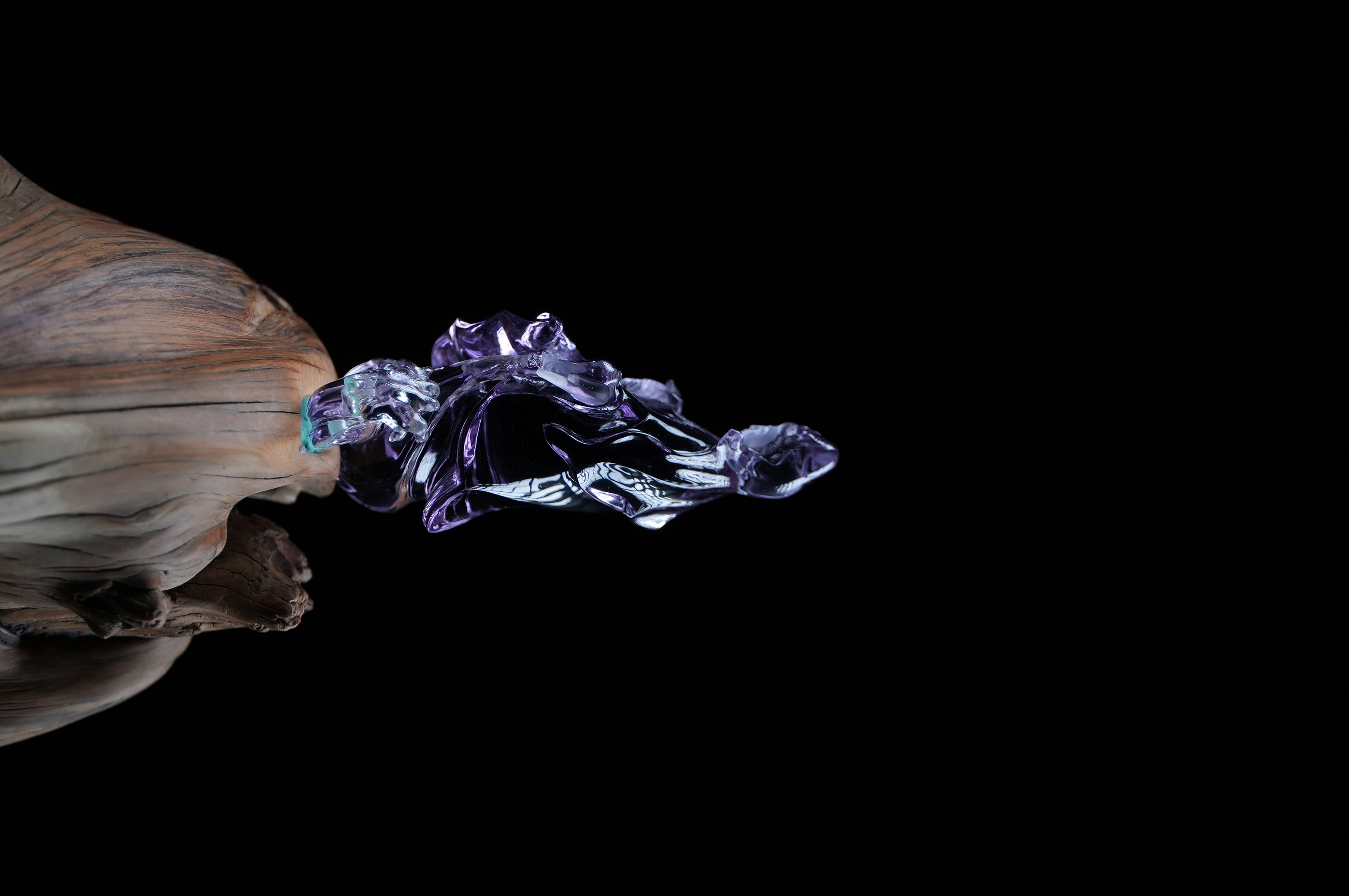 Amethyst Guanyin Stepping on the Waves