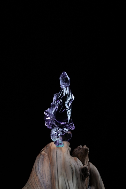 Amethyst Guanyin Stepping on the Waves