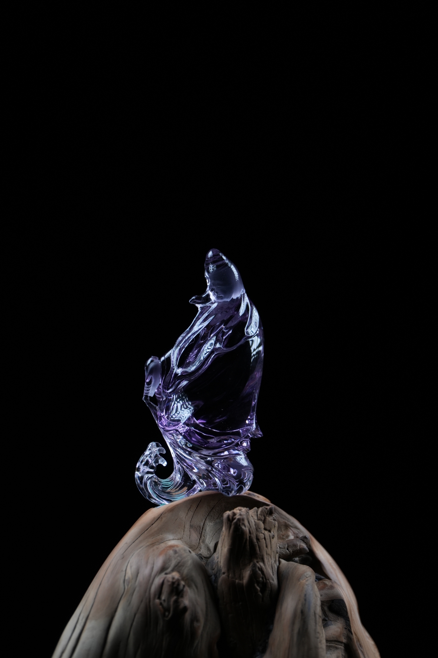 Amethyst Guanyin Stepping on the Waves