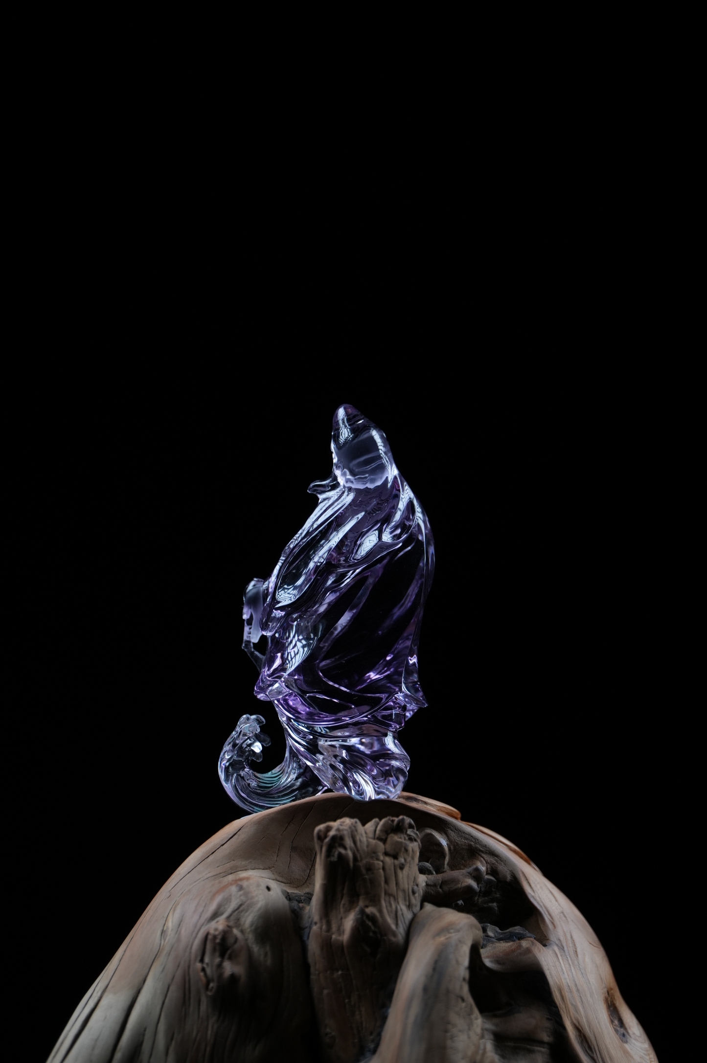 Amethyst Guanyin Stepping on the Waves