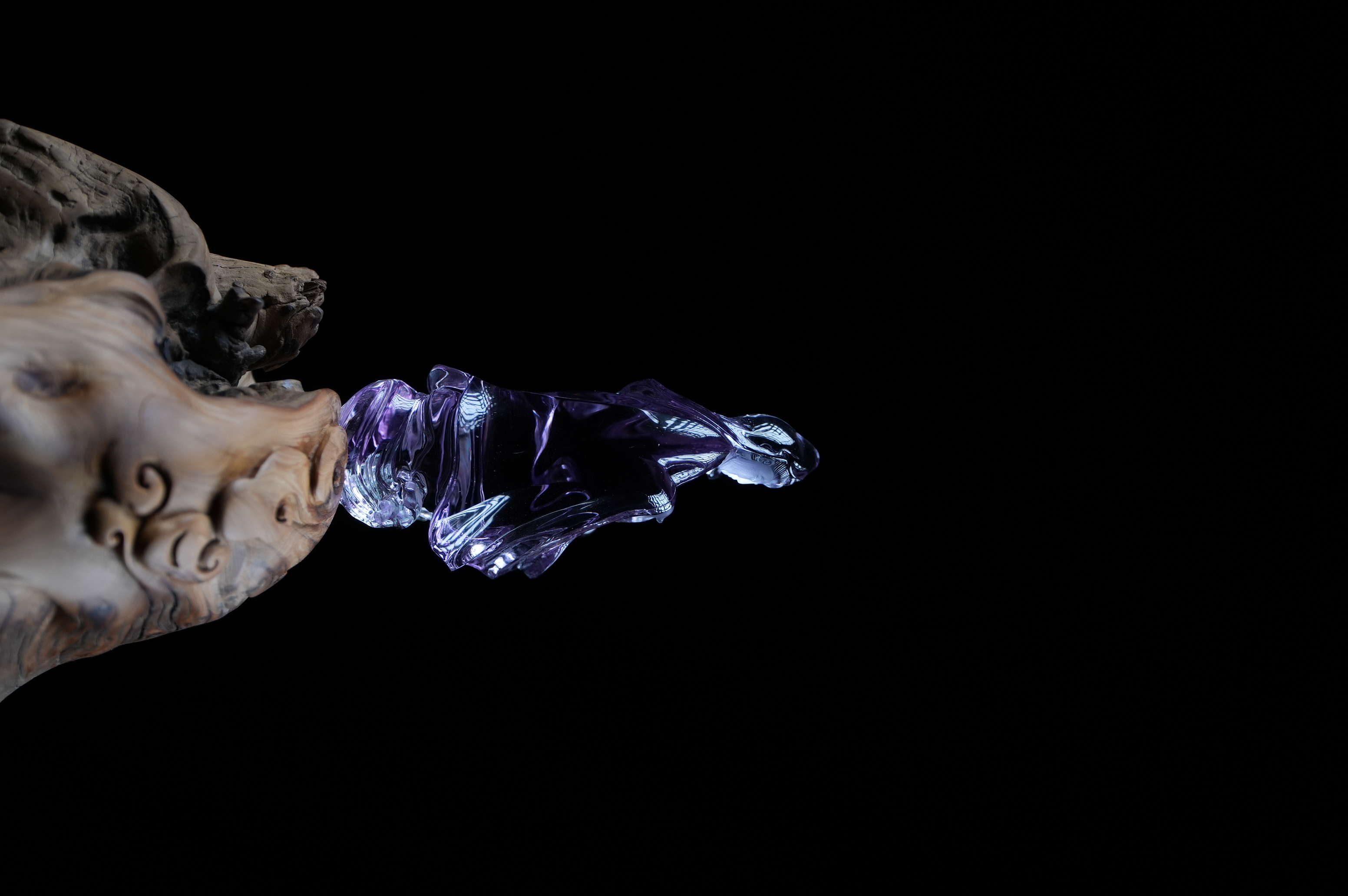 Amethyst Guanyin Stepping on the Waves