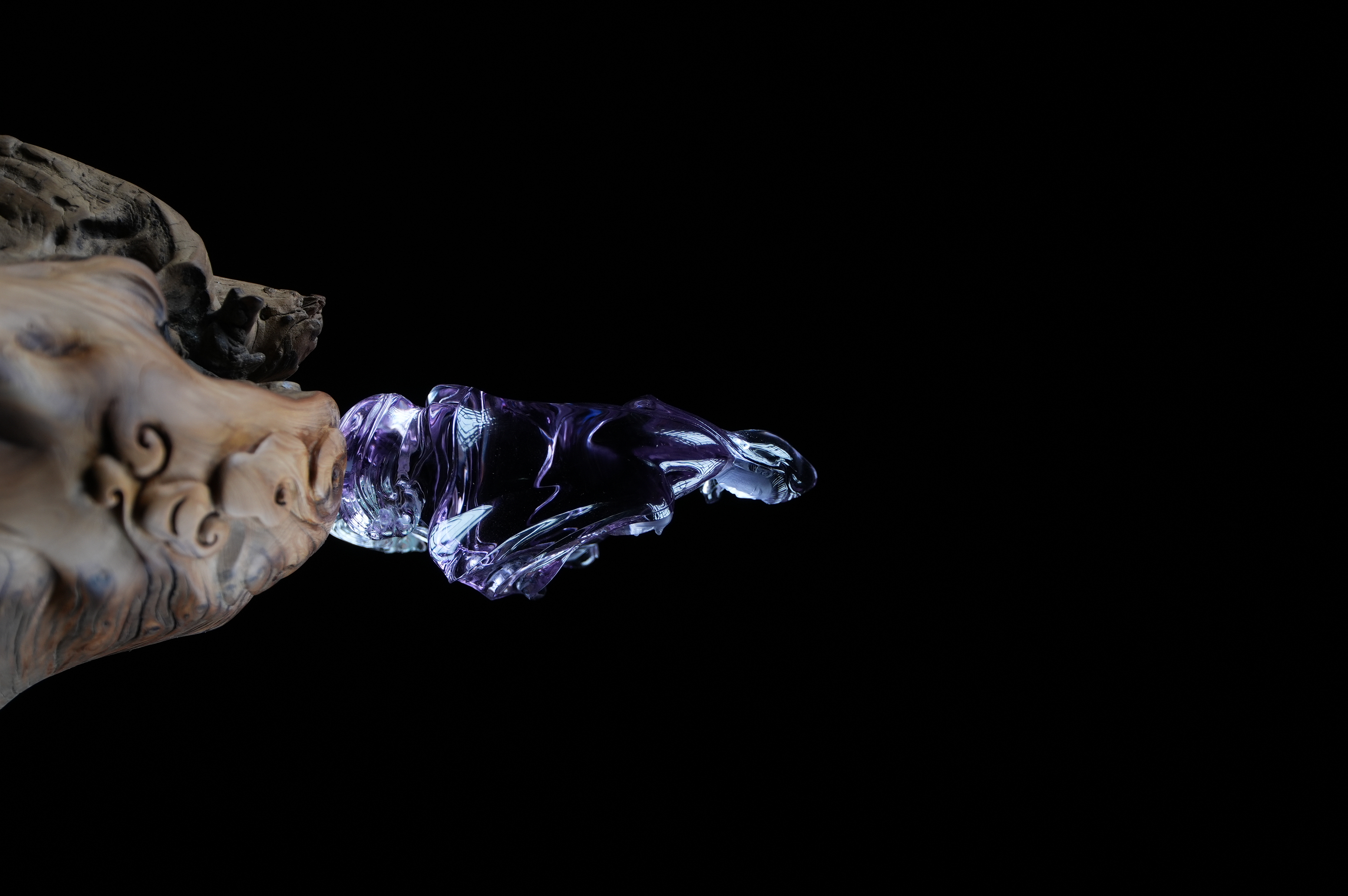 Amethyst Guanyin Stepping on the Waves