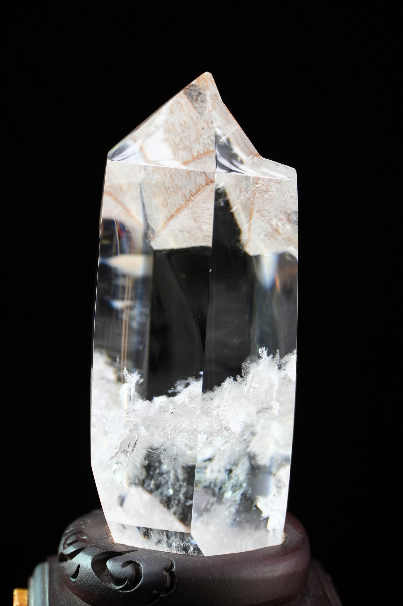 Half wall white crystal