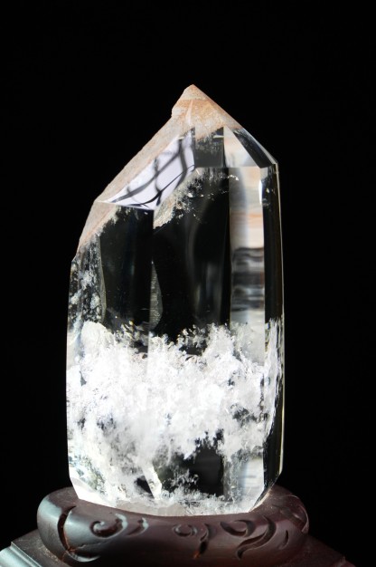 Half wall white crystal