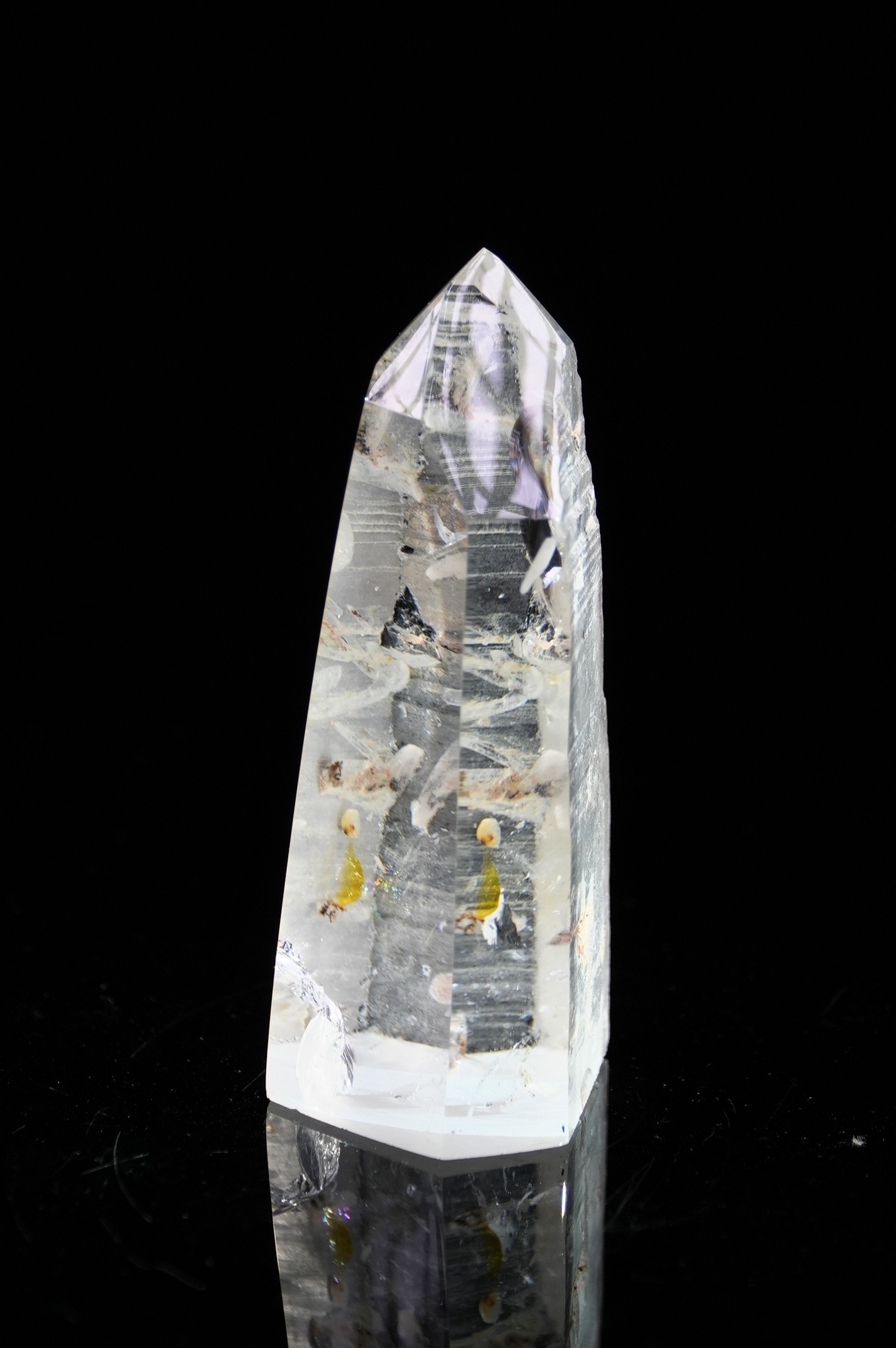 Spotted Ice Tower White crystal