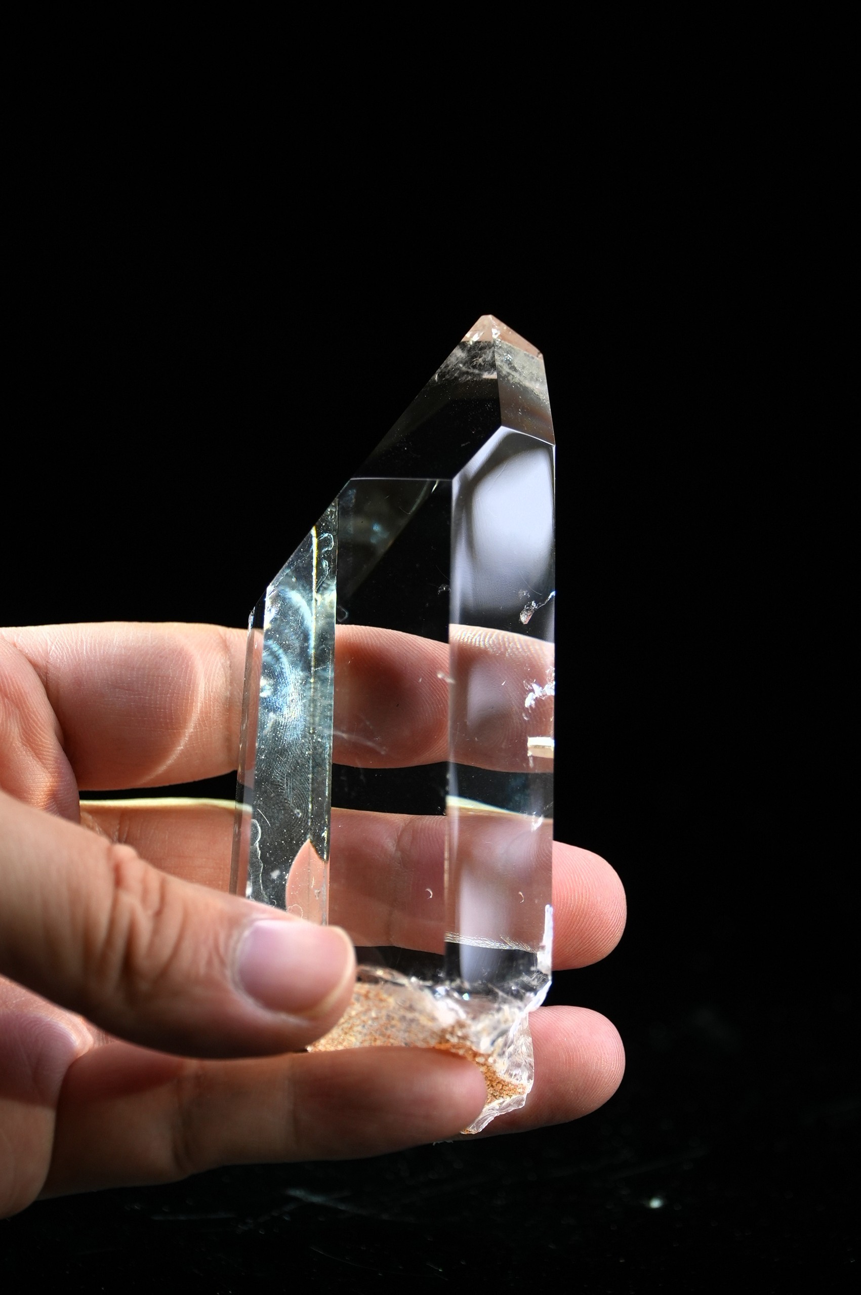 Transparent Tower Floating Light  White Crystal