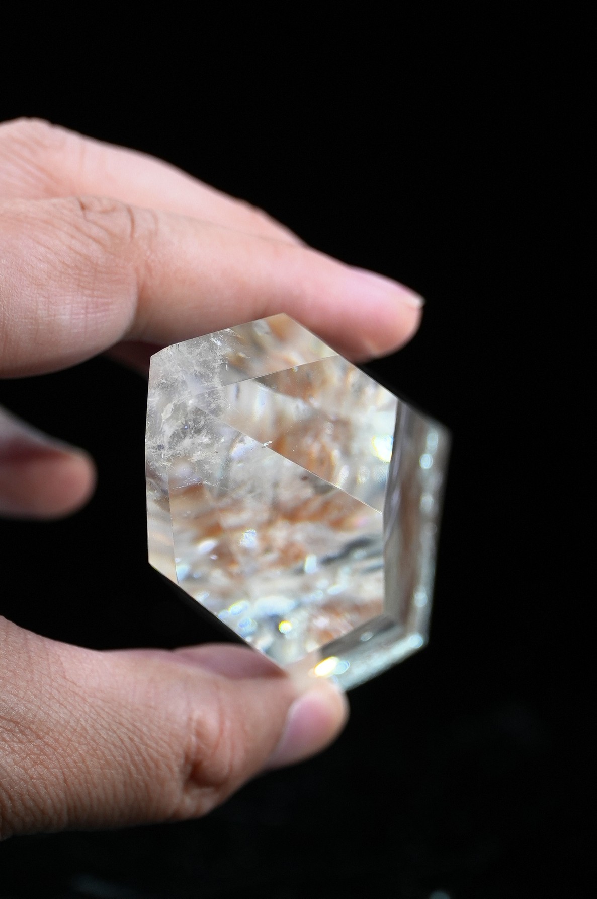 Transparent Tower Floating Light  White Crystal