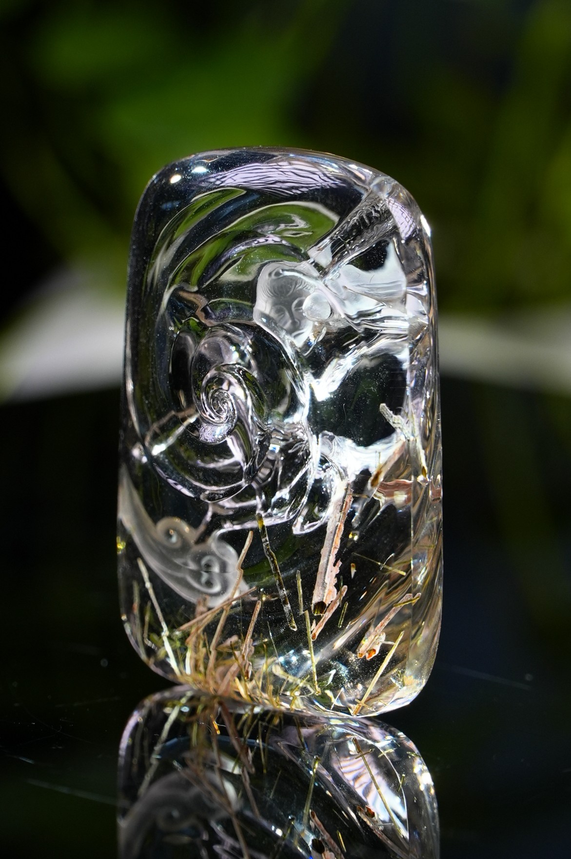 Crystal Douyun Wukong. Natural Crystal Carving
