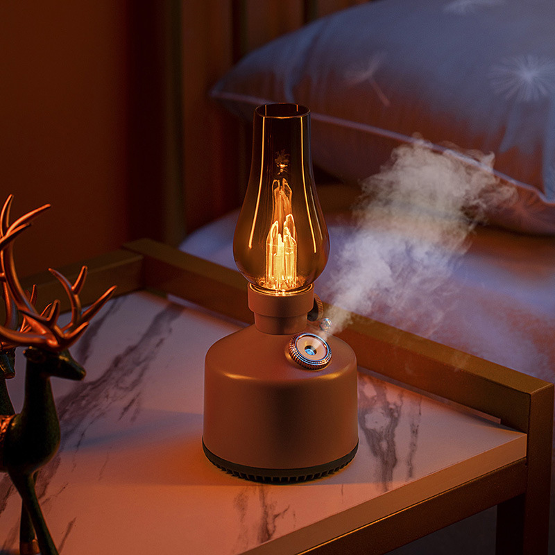 Daka Retro Lamp - Shaped Humidifier: Blend of Nostalgia and Modern Comfort