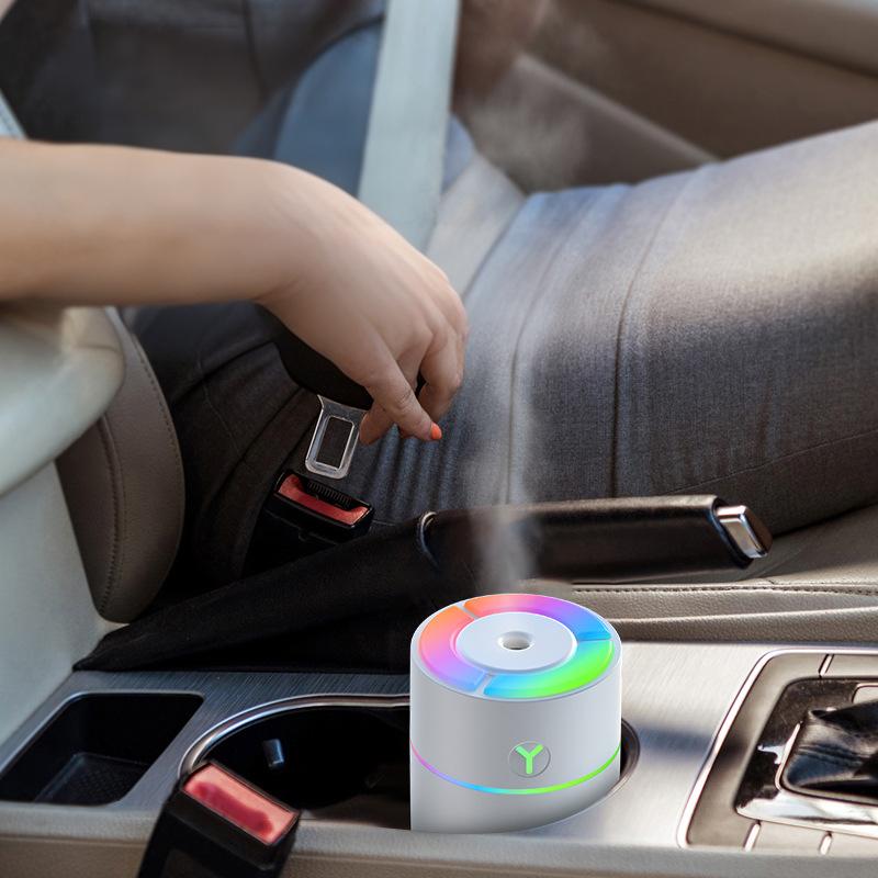 DAKA Mini Car Humidifier – Portable Cool Mist with Colorful LED Light - White