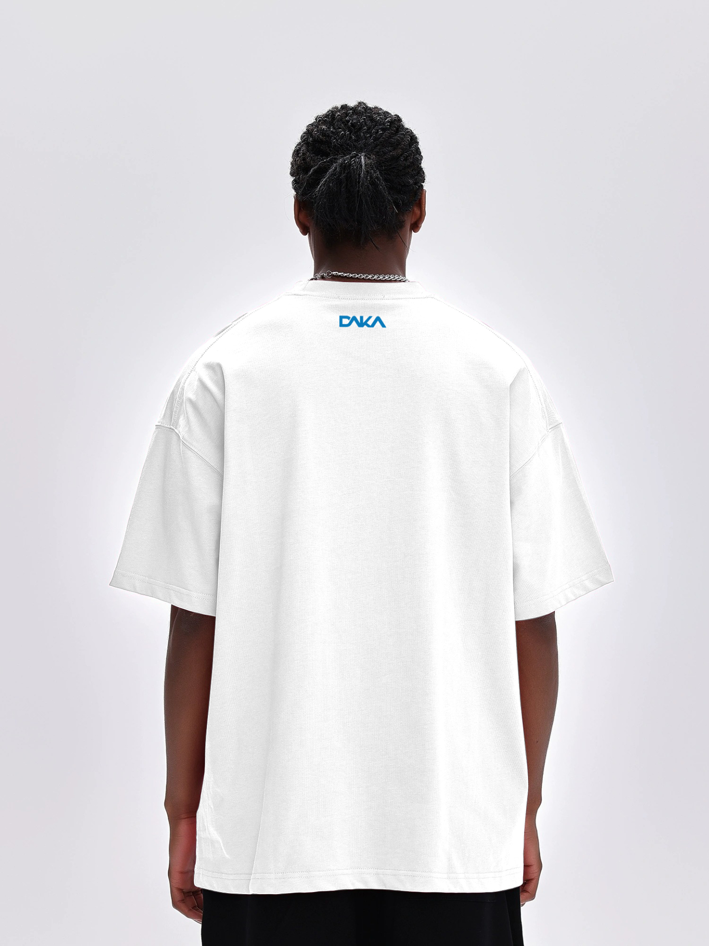 DAKA Classic T-Shirt – Minimalist Streetwear Style-White