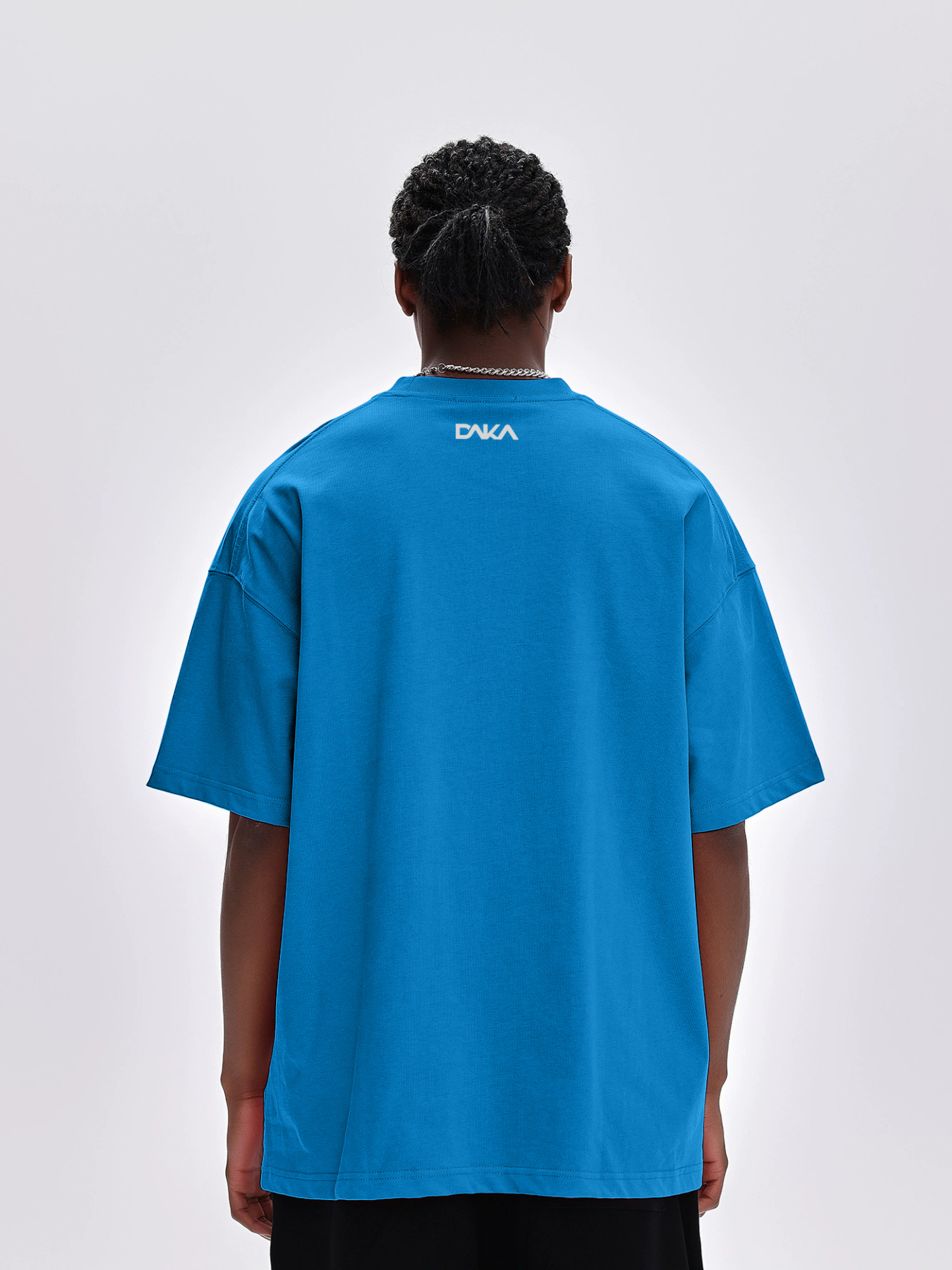 DAKA Classic T-Shirt – Minimalist Streetwear Style-Blue