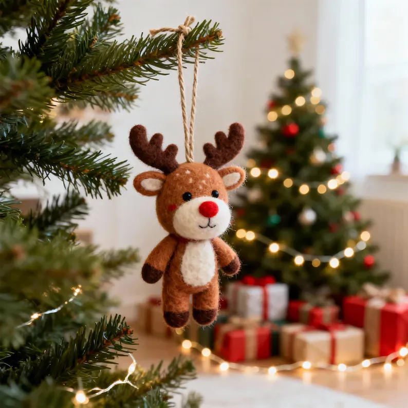 🦌 Handmade Felt Wool Reindeer Ornament —🎁Eco-Friendly & Heartwarming Holiday Decor✨ 