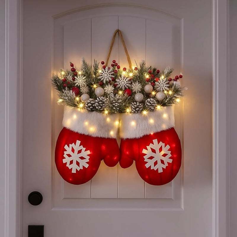 🎅✨Sparkling Christmas Mitten Wreath