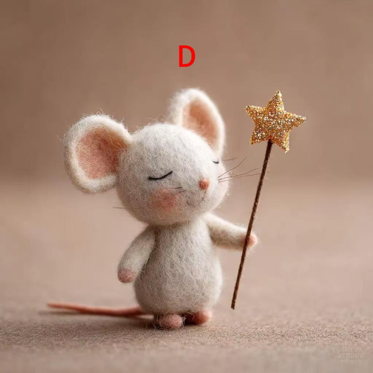 🎄🐭Charming Handmade Felt Mouse with Star