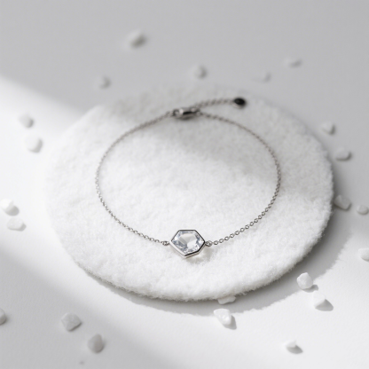 Gyémánt alakú elegáns kis szériás ötvözött karkötő