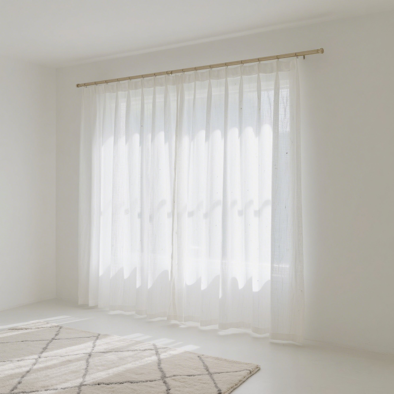 Fehér fényáteresztő vékony függöny nappaliba és hálószobába